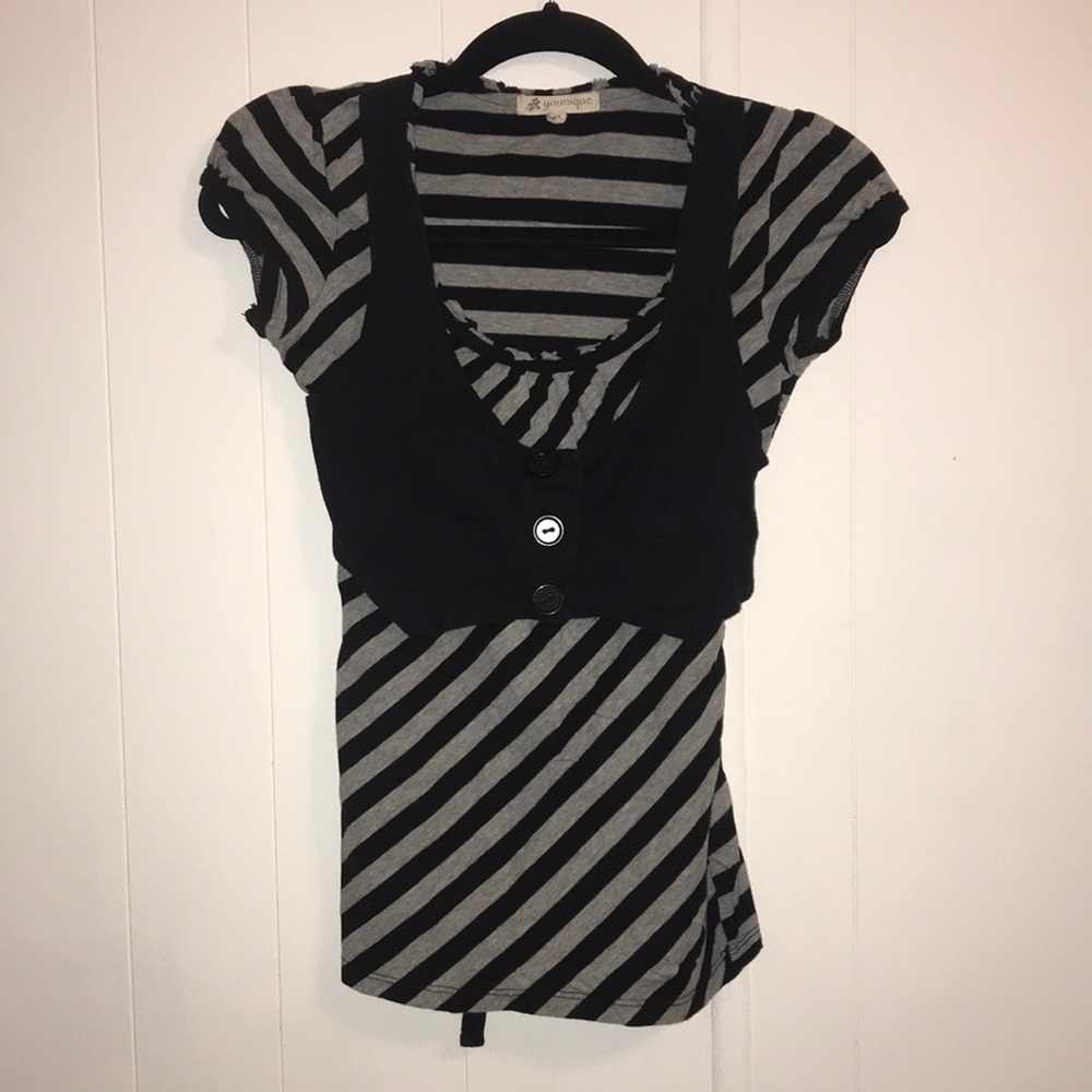 FREE‼️Younique shirt
